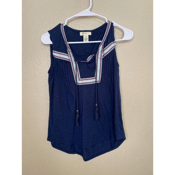 Style & Co Petite Navy Sleeveless Top PM Embroidered polyester pullover v-neck - Picture 2 of 6